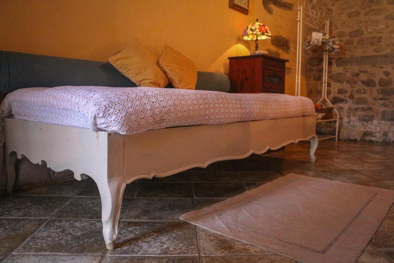 LA VALLE DEI CASTAGNI Appartamenti indipendenti Vellano Esterno foto