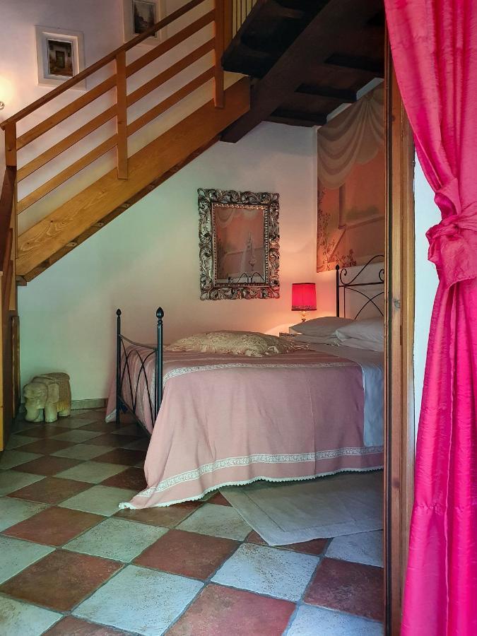 LA VALLE DEI CASTAGNI Appartamenti indipendenti Vellano Esterno foto
